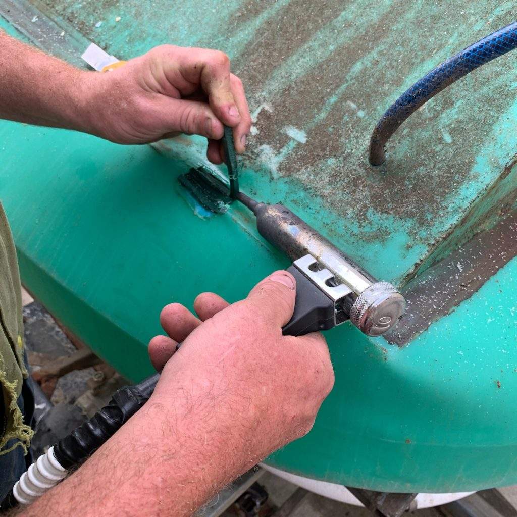 شركة لحام خزانات فيبر جلاس بجازان